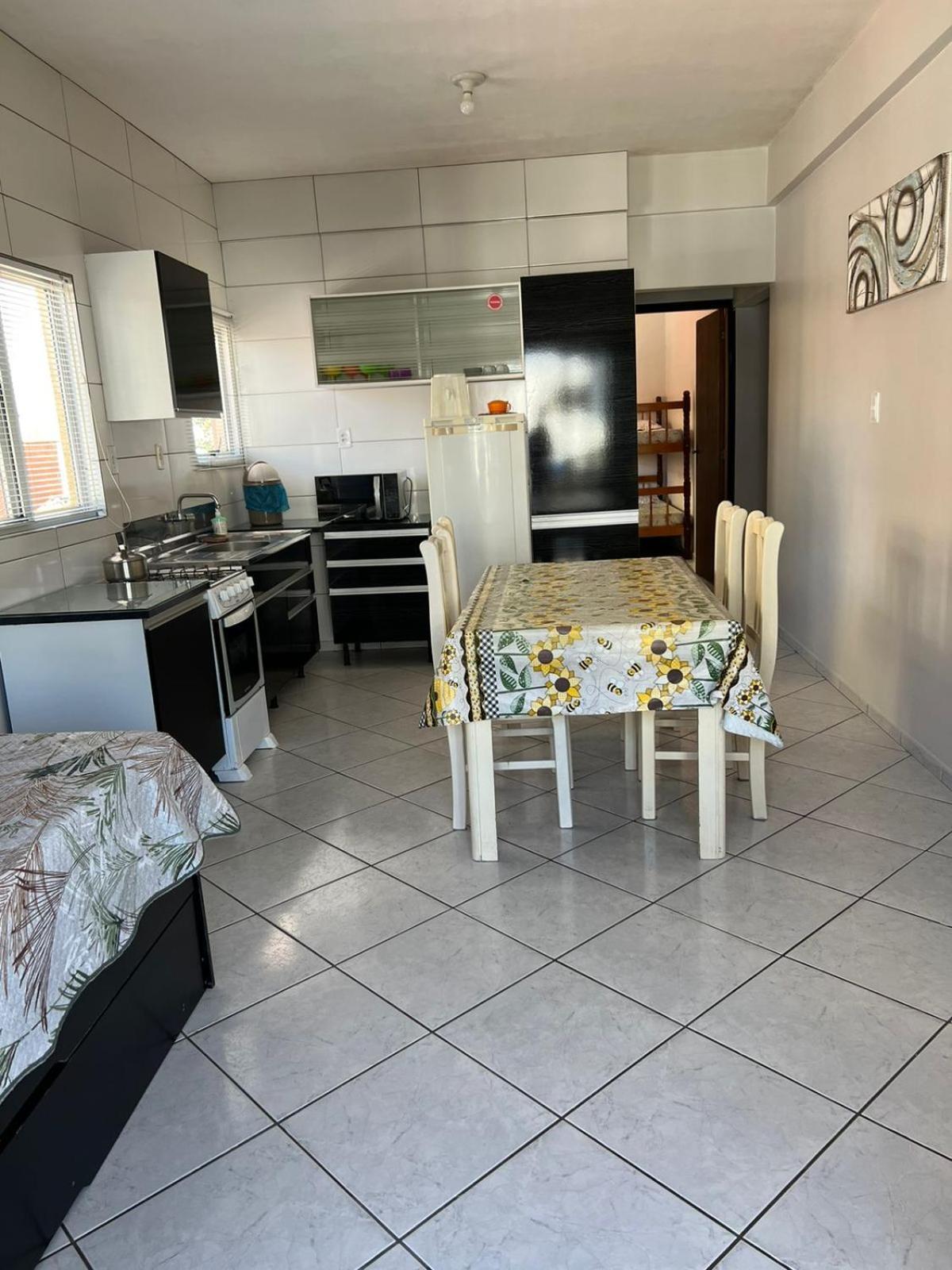 דירות בומבינאס Residencial Nereu מראה חיצוני תמונה